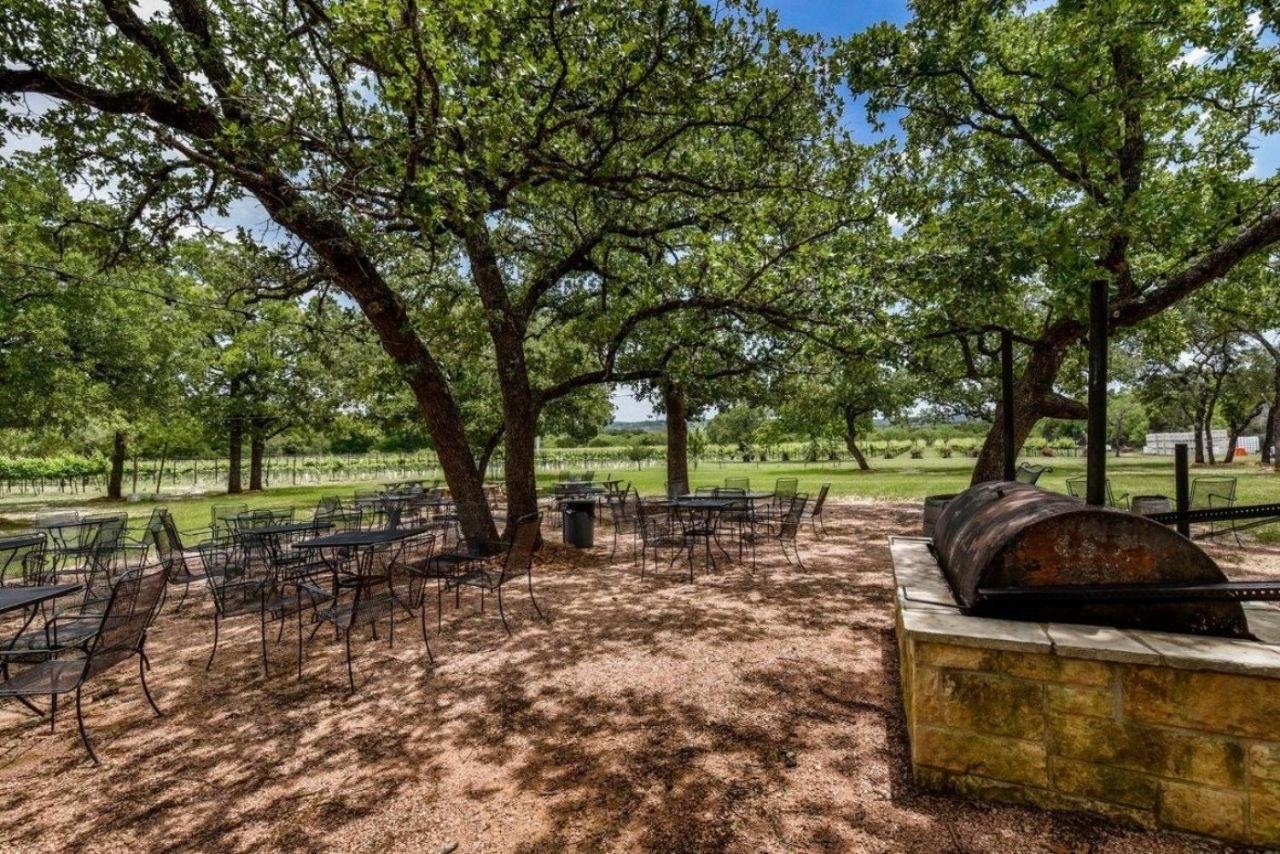 Villa Hamilton Pool Vineyards & Farms Hammetts Crossing Exterior foto